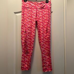 Vineyard Vines size medium leggings in excellent condition
